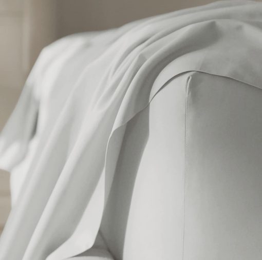 Juego de sabanas BOLL & BRANCH Percale Hemmed - King + Estandar, Blanco - Lujo 100% Algodon Organico, Naturalmente Refrescante - 1 Sabana Plana, 1 Sabana Ajustable, 2 Fundas de Almohada Estandar - Imagen 7