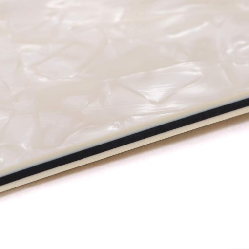 Musiclily 11.4 x 17 Pulgadas Guitarra Bajo Material en Blanco para Pickguard DIY Hoja de Proteccion para Strat Tele Guitarra Electrica Jazz Precision Bass, 4 Capas Perla Pergamino - Imagen 3