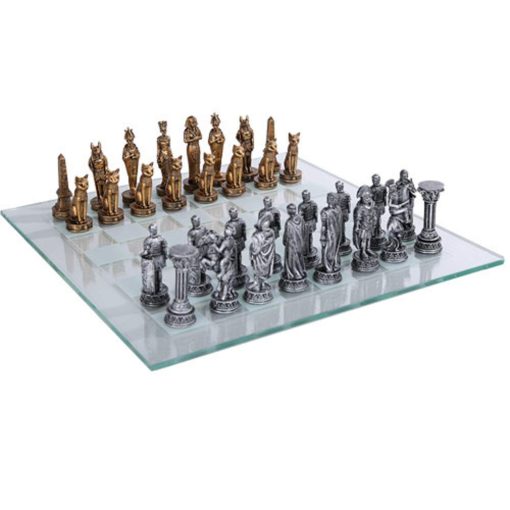 Juego de ajedrez Romanos vs Egipcios de Pacific Giftware con tablero de cristal