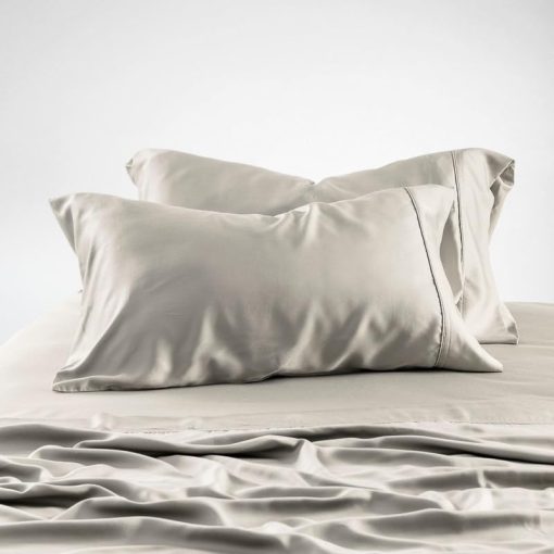 Juego de Funda de Almohada y Sabana Refrigerante de Eucalipto Olive + Crate tamano California King, 100% Fibra de Tencel Certificada, Mas Suave Que el 100% de Viscosa de Bambu, Ropa de Cama de Bolsillo Profundo, Color Oatmeal - Imagen 5