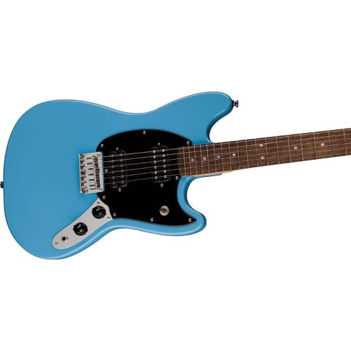 Fender Squire Laurel Fingerboard Bundle con 12 Puas de Guitarra Clasicas de Celuloide, Cable de Instrumento Profesional (10 pies) y Correa de Guitarra con Logo. (Azul California, Diapason de Laurel) - Imagen 4