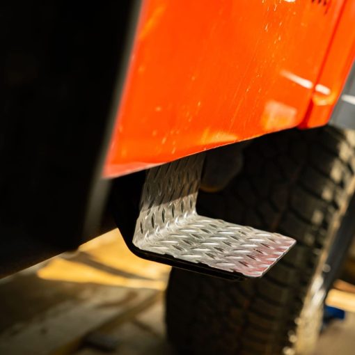Paso Lateral Compatible con Vehiculos Jeep CJ5 (Par) - Construccion en Acero Solido - Diseño de Traccion de Placa de Diamante Metalico - Ajuste Universal en Clasicos CJ-5 (Solido) - Imagen 3
