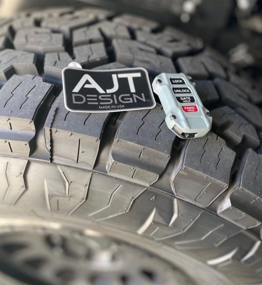 AJT DESIGN Llavero de Repuesto Compatible con Toyota Tacoma (2024+) & Tundra (2022+) & Sequoia (2023+) - Hecho a Medida en USA - Lunar Rock - Imagen 4