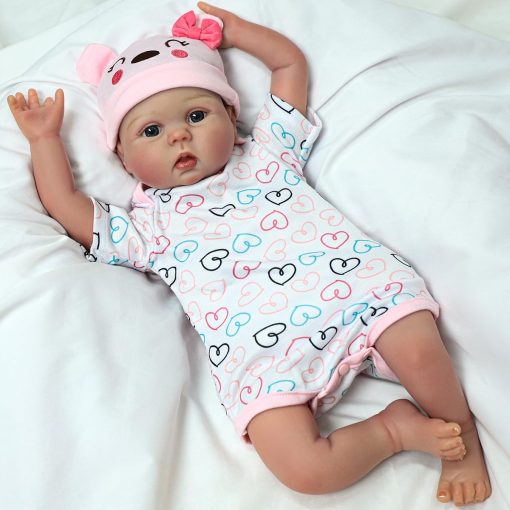 Muneca Realista Reborn CHAREX - Bebe Nina de 22 Pulgadas, Muneca Realista de Silicona Suave y Cuerpo de Tela para Ninos de 3+ - Imagen 6