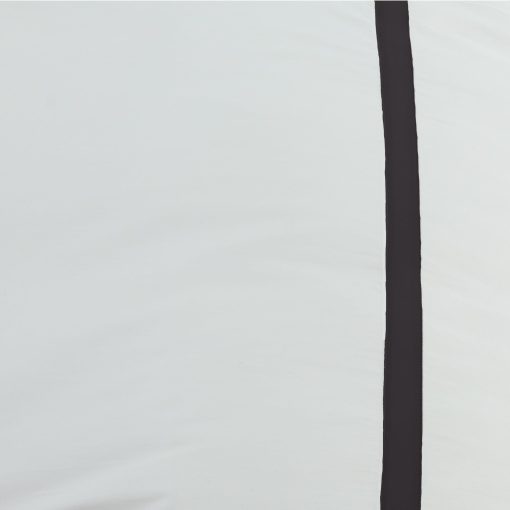 Juego de sabanas King de 4 piezas Sferra Estate Collection - 100% algodon de calidad superior de fibras largas de 200 hilos con apliques de raso - Ropa de cama fresca, suave y transpirable, blanco/negro - Imagen 3