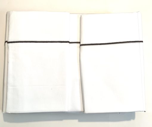Juego de sabanas Portofino & Bellino Italy Home Luxury Collection 4 Piezas 200 hilos 100% algodon-Calidad de hotel Percale Sabanas ligeras y absorbentes (Reina (Estandar EE. UU.), Bellino Black Raised Line) - Imagen 3