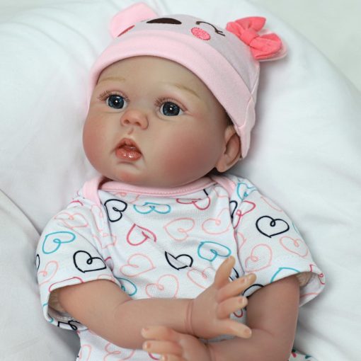 Muneca Realista Reborn CHAREX - Bebe Nina de 22 Pulgadas, Muneca Realista de Silicona Suave y Cuerpo de Tela para Ninos de 3+ - Imagen 3