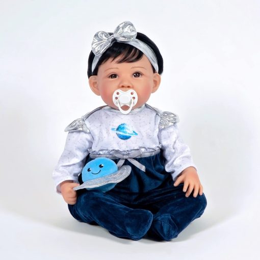 Muneca Realista Reborn Paradise Galleries - Muneca Bebe de 21'' Realista en Set de Regalo de 5 Piezas en Tema Espacial Galaxia para Edades 3+ - Imagen 3