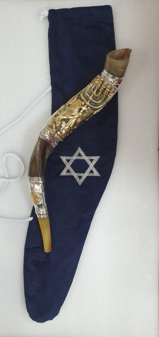 Shofarot Israel Shofar Yemenite Kudu Horn 20''-23" con Plata Esterlina Plateada Leon de Juda Menorah con Bolsa Gratis