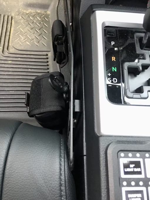 Panel de Almacenamiento Modular para Consola Central de Rago Fabrication para Toyota Tundra 2nd Gen 2014-2021 | Adapte Bolsas, Fundas, Linternas y Accesorios Molle | Hecho en EE. UU. - Imagen 4