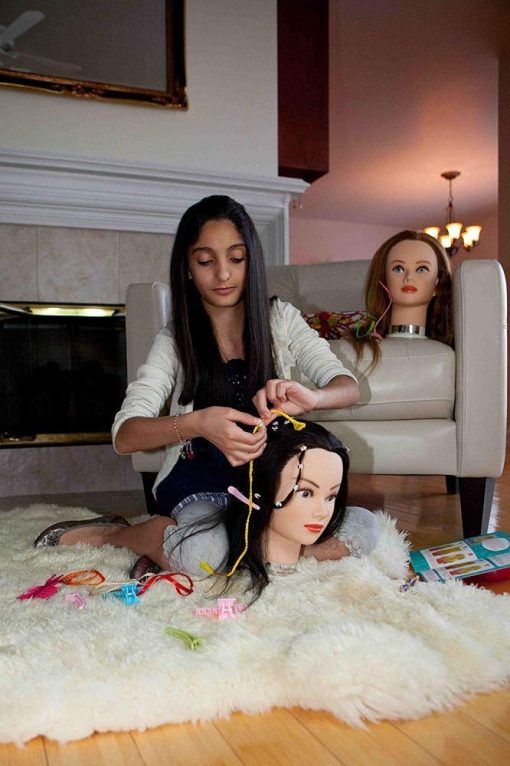 MUnECA DE PELO REAL MY BEAUTYSHOP PAL y Kits de Accesorios (Kit Premium de Sofia) - Imagen 6