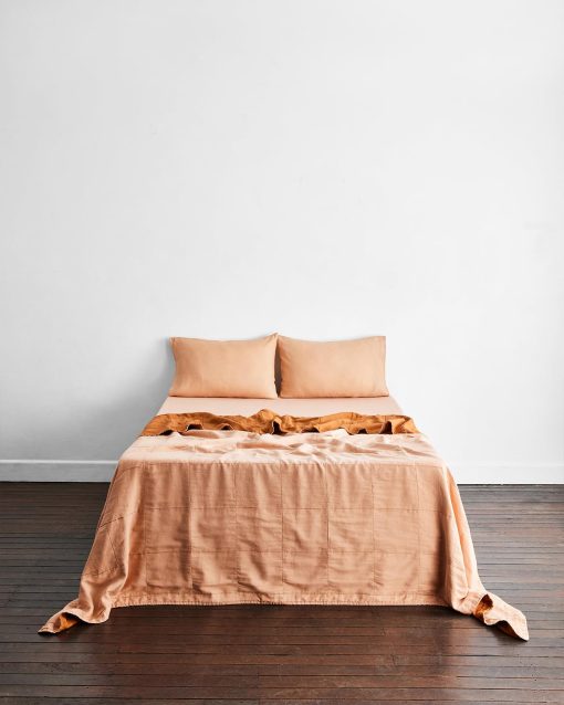 Edredon de lino Bed Threads - 100% lino frances y rayon de bambu - Diseno reversible de dos tonos - Lavable a maquina - King/Cali King - Terracota/Rust - Imagen 4
