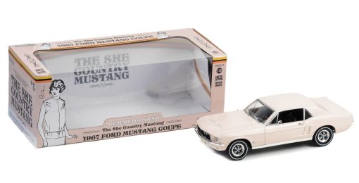 Greenlight 1:18 1967 Ford Mustang Coupe She Country Special - Bill Goodro, Denver, Colorado - Bermuda Sand 13642 [Envio desde Canada]
