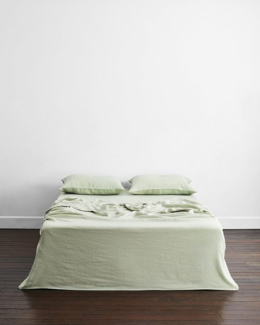 Sabana Plana de Lino Bed Threads - 100% Lino Frances - 170 GSM - Lujo y Eco-Amigable - Transpirable, Duradero y Ultra-Suave - Sabana Plana Individual - Lavable a Maquina - Tamano Full/Queen - Salvia