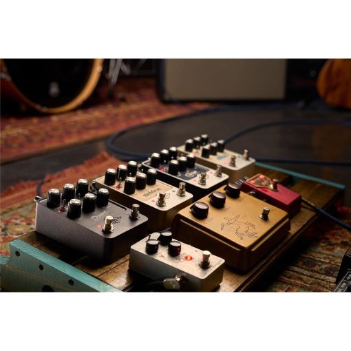 Universal Audio UAFX Dream '65 Reverb Amplifier - Imagen 8