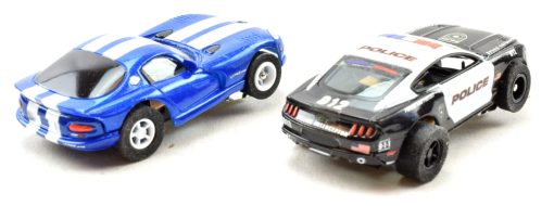 Set de Carrera de Coches Auto World/Premium Hobbies Highway Getaway Mustang VS Viper Escala HO CP7974 - Imagen 7