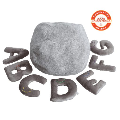 Juguetes Educativos del Alfabeto Alphapals - Juego de 26 Piezas en Color Gris Paloma, Letras Grandes de 11" en Bolsa de Peluche - Regalos Perfectos de Reconocimiento del Idioma y Conciencia del Abecedario para Ninos de 3, 4 y 5 Anos - Imagen 5