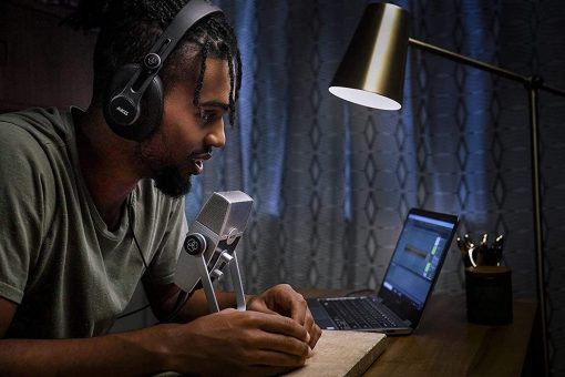 Monitores de Referencia Compactos para Escritorio J BL Professional 1 Series 104-BT con Bluetooth, Negro, Vendido como Par con AKG Pro Audio Lyra Ultra-HD, Cuatro Modos de Captura, Microfono USB-C - Imagen 8