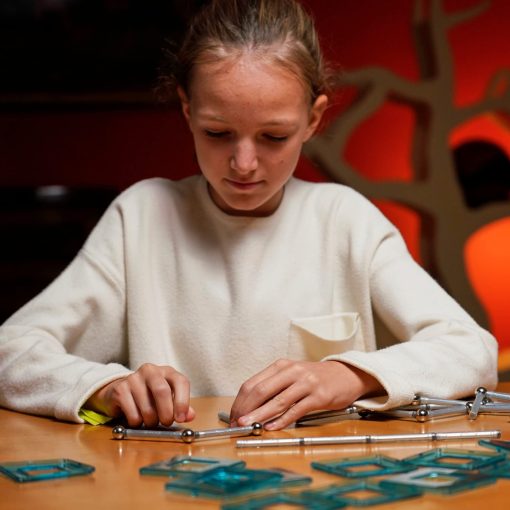 Juego de Construccion y Ingenieria Magnetica GEOMAG Pro-L ULTIMATE de Fabricacion Suiza 174 Piezas para Niños de 8+ años, Varillas y Conectores, Juguete Educativo STEM Montessori, Creatividad, Diversion de Ingenieria - Imagen 2