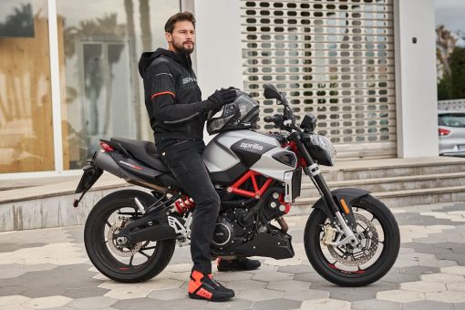 Pantalones de moto SHIMA Devon - Pantalones elasticos ajustados ventilados con refuerzos FiberQL, protectores de rodillas y caderas CE (Hombres, Negro, 38 Largo) - Imagen 8