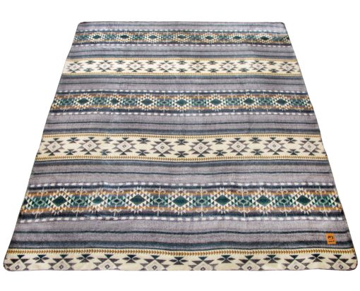 Manta Alpaca ALPAKITAS Inca | Manta tamano King | 90 x 75 pulgadas | Suave, Hipoalergenica y Transpirable | Manta Ecuatoriana Inca | Manta para Exterior (Diseno Ancestral Gris Oscuro) - Imagen 3
