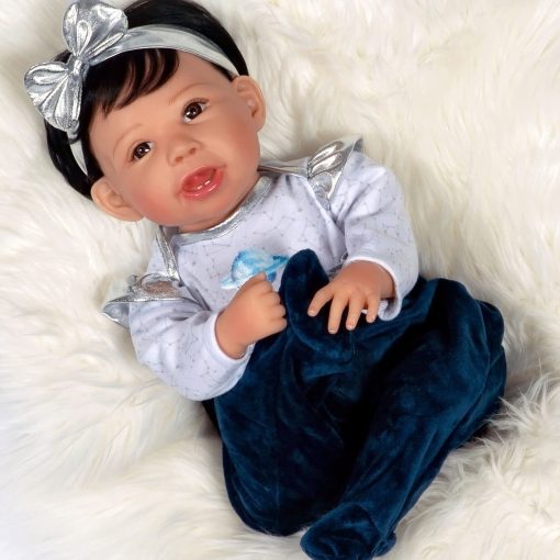 Muneca Realista Reborn Paradise Galleries - Muneca Bebe de 21'' Realista en Set de Regalo de 5 Piezas en Tema Espacial Galaxia para Edades 3+ - Imagen 6