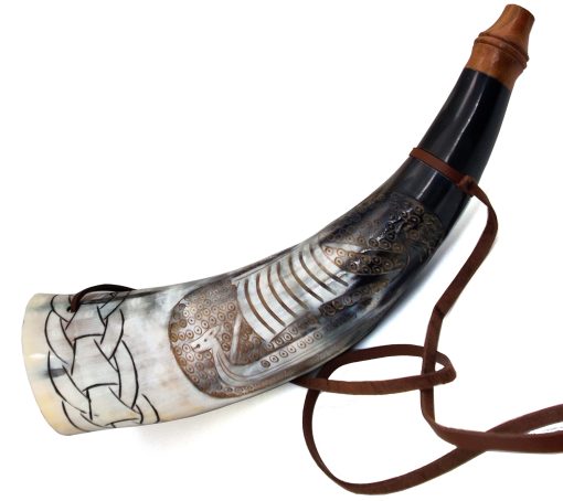 Cuerno de Guerra Vikingo - Trompeta de Batalla de Cuerno de Buey Genuino de 16" - Premium Grabado a Mano en Cuerno de Barco Cuerno Vikingo de Escandinavia Cuerno Antiguo de Caza Herramienta de Batalla CUERNO DE SOPLO CUERNO VIKINGO Con Soporte de Madera