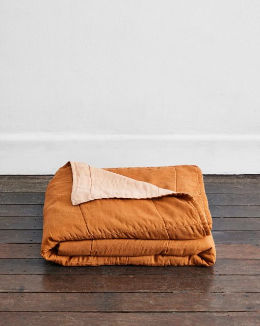 Edredon de lino Bed Threads - 100% lino frances y rayon de bambu - Diseno reversible de dos tonos - Lavable a maquina - King/Cali King - Terracota/Rust - Imagen 2