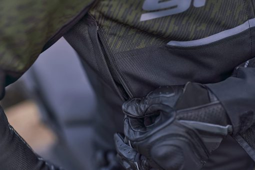 Chaqueta de moto SHIMA DRIFT para hombre - Chaqueta de verano ligera y transpirable para moto ciudad con protectores de armadura CE en espalda, hombros y codos Ajuste de ancho (Negro, S) - Imagen 7