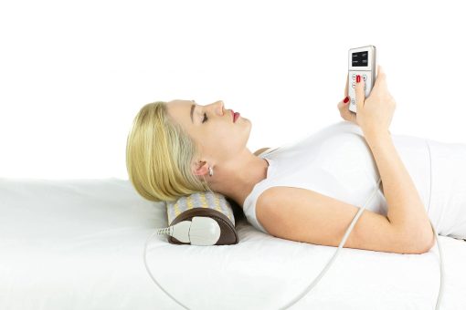 Almohada de Refuerzo Calentada con Infrarrojos Lejanos HealthyLine - Forrada con Piedras Preciosas de Amatista Triturada - Soporte Lumbar - 17 x 5.5 x 3 pulgadas - Imagen 8