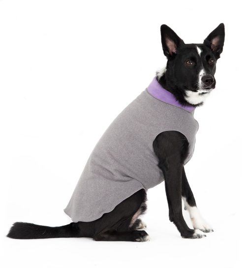 Abrigo Doble de Fleece Gold Paw Duluth para Perros - Suave, Abrigado, Prendas para Perros, Sueter de 4 vias - Lavable a Maquina, Todas las Estaciones, Carbon/Lavanda, Talla 8