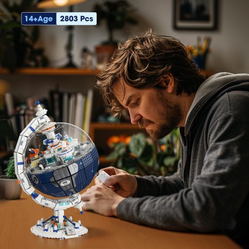 Set de construccion de la Estacion Espacial NUTCRACKER Globe para Adultos, Modelo de Bloques de Globo Terrestre Giratorio 360? con Luz, Kit de Construccion de Estacion Espacial Planetaria, Regalo de Cumpleanos Navideno para Nino Nina 14+ (2803 Piezas) - Imagen 6