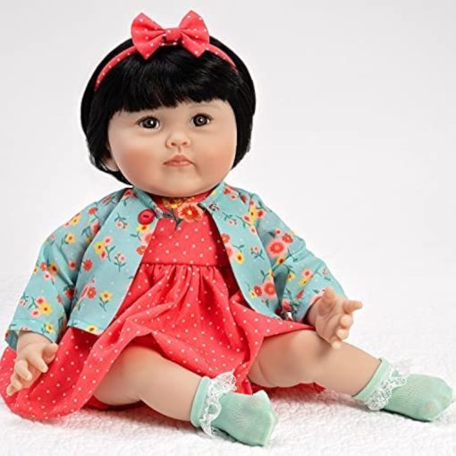 Paradise Galleries Bebe nina asiatica realista renacida - Muneca de 20" con cabello sedoso Kayo Hana Juego de regalo de 7 piezas para edades de 3+