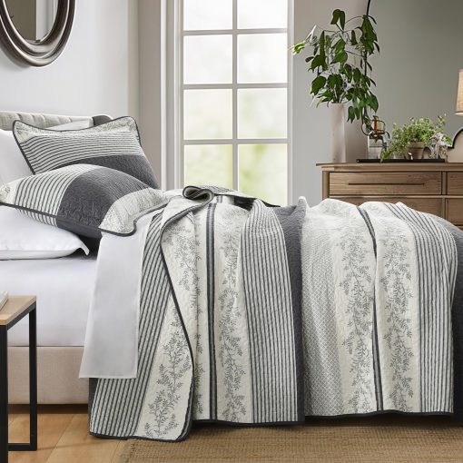 Edredon a rayas tamano Queen de SOElinens - Juego de edredon de algodon 100% con fundas a juego, Diseno de Vid de epoca Rustico para Ropa de Cama de Granja, 3 Piezas Colcha Ligera para Decoracion del Hogar en Todas las Estaciones, Gris Oscuro - Imagen 3