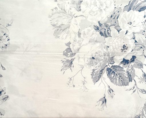 Juego de sabanas floral de 4 piezas Cabbages & Roses of London Home Percale Collection 100% algodon Percale crujiente y fresco, ligero y que absorbe la humedad (Constance, Queen (Estandar de EE.UU.)) Blanco - Imagen 6