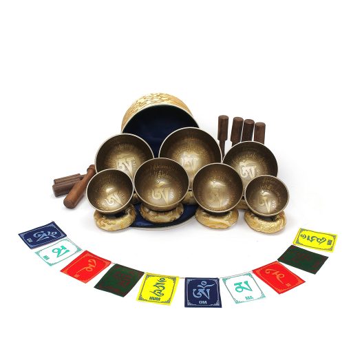 Set de 7 Cuencos Tibetanos ESK GROUP, 3?- 5.2? Cuencos Tibetanos Om Mane Padme Hum, Cuencos Tibetanos del Himalaya, Hechos a Mano, con cojines de seda, 7 palos, bandera y caja de brocado de seda, ESK-06