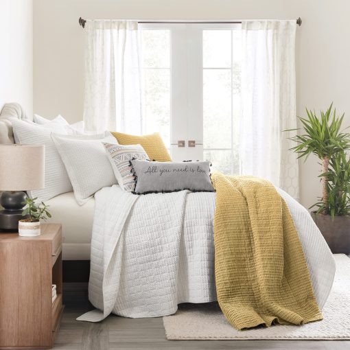 Levtex Home - Mills Waffle - Juego de edredon King/California King - Almohada de Algodon Ocre - Tamano del edredon (106 x 92 pulgadas), Tamano de la almohada (36 x 20 pulgadas) - Imagen 5