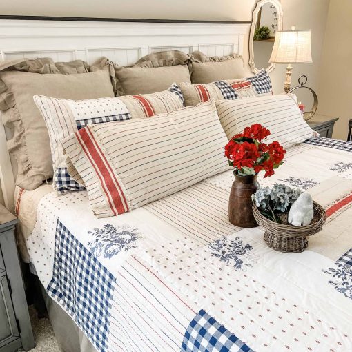 Edredon Piper Classics Betsy, 95" L x 105" W, Patchwork de Rojo, Blanco, Azul, Crema, Americana, Patriotico, King - Imagen 8