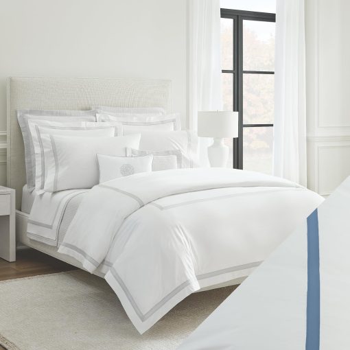 Juego de Sabanas Queen Sferra Estate Collection - 100% Algodon de Larga Fibra de 200 Hilos por Pulgada Percale con Detalles de Saten - Ropa de Cama Refrescante, Suave y Transpirable, Juego de 4 Piezas, Blanco/Mar - Imagen 2