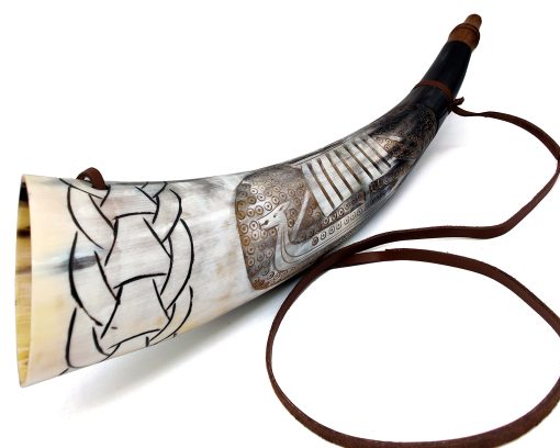Cuerno de Guerra Vikingo - Trompeta de Batalla de Cuerno de Buey Genuino de 16" - Premium Grabado a Mano en Cuerno de Barco Cuerno Vikingo de Escandinavia Cuerno Antiguo de Caza Herramienta de Batalla CUERNO DE SOPLO CUERNO VIKINGO Con Soporte de Madera - Imagen 6