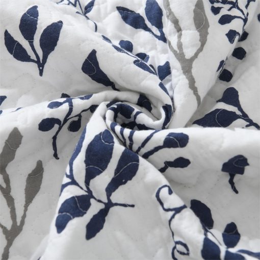 Juego de Edredon Mescore King, Edredon Floral 100% de Algodon Acolchado para Cama King, Juego de Ropa de Cama de Tamano King, Ligero y Reversible, para Cama King, Todas las Estaciones, Azul Marino 3 Piezas - Imagen 7