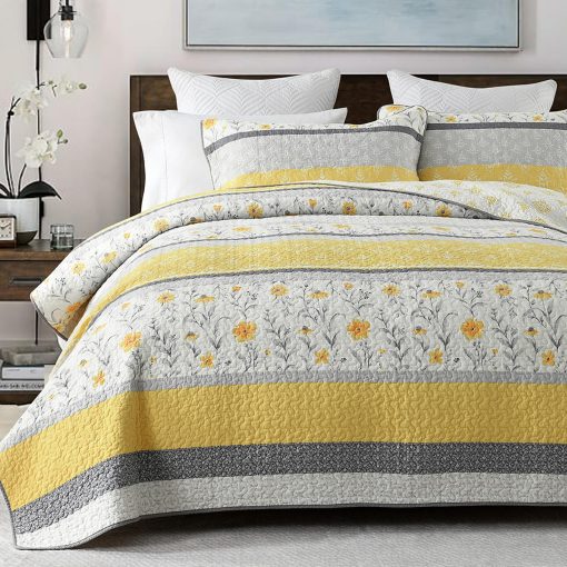 Juego de Edredon de Algodon 100% PANGUSHAN para Cama Queen, Juego de Edredon de Tamano Queen, Edredon Reversible Floral de Estilo Granja en Amarillo, Cubrecama Acolchado Ligero para Cama Queen, 3 Piezas, Amarillo/Gris/Blanco - Imagen 2