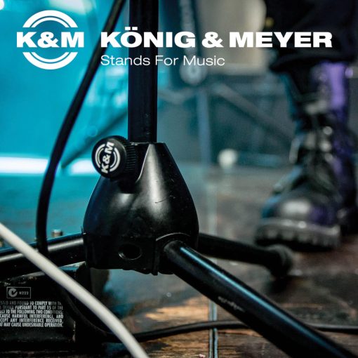 Soporte de microfono compacto de baja altura K&M - Konig & Meyer 25950.500.55 - Brazo telescopico de 2 piezas - Base de zinc fundido - Grado profesional para todos los musicos - Fabricado en Alemania - Negro - Imagen 2