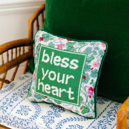 FURBISH Almohada Decorativa de Aguja Hecha a Mano - Bless Your Heart - 10" x 10" - Pequeña Almohada Bordada para Cama, Silla, Sofa - Decoracion Estetica para Habitaciones - Imagen 4