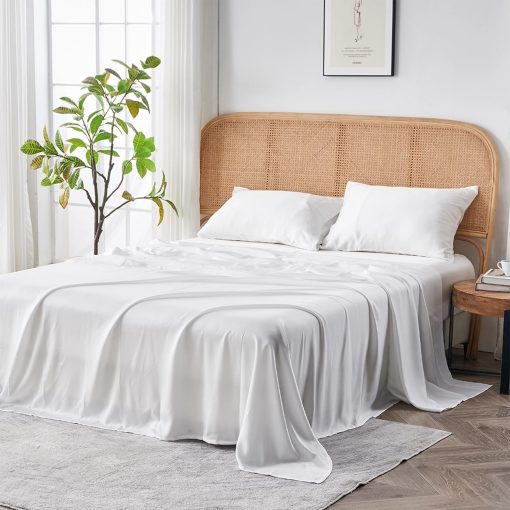 Juego de sabanas Sijo AiryWeight Tencel, 100% Lyocell derivado del eucalipto, suave como la mantequilla, Ganador de las Mejores Sabanas Refrigerantes de 2022 por 'Architectural Digest' - 4 piezas - 2 Fundas de Almohada, 1 Ajustable y 1 Superior (Blanco Nieve, King)