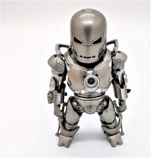 Figura de Accion Ironman Mark I Plateado con Reactor Arc LED - ?Ironman en su Forma Original! (Baterias Incluidas) - Imagen 3