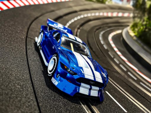 Carrera 31082 Ford Mustang GTY No.5 Coche de Carreras Scalextric Digital 1:32 - Imagen 5