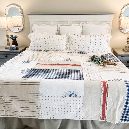 Edredon Piper Classics Betsy, 95" L x 105" W, Patchwork de Rojo, Blanco, Azul, Crema, Americana, Patriotico, King - Imagen 7