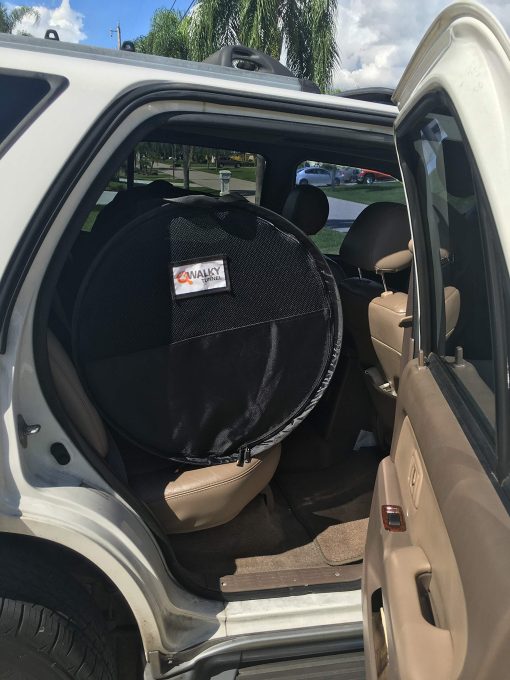 Tunel Pet Tube Walky, Jaula de Transporte para Mascotas en Auto, Barrera de Contencion para Mascotas en Automovil, Transportin de Mascotas Suave, Grande, 47" L x 24" de Diametro, Ajuste Universal - Imagen 6