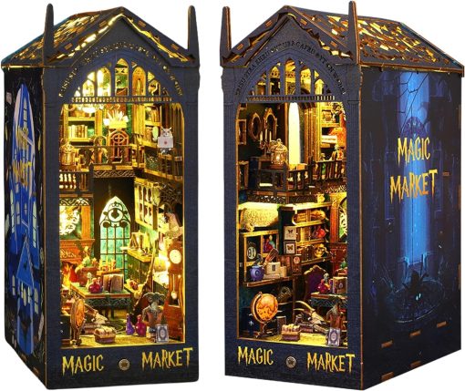 Kit DIY Book Nook ROCOXIA, Estante de Booknook con Luz Miniaturas Kit de Insercion de Estante de Libros Casero Bookends Book Nooks DIY Kit de Insercion de Libreria de Casa de Munecas para Adultos (Magic Market con Caja de Musica)